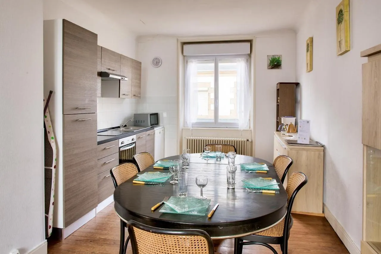 Сasa de vacaciones A 600M De La Plage, Maison Pour 6 Avec Terrasse Guilvinec Francia